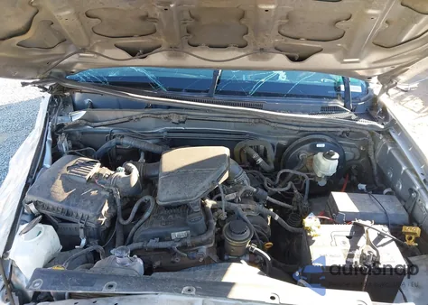 2015 Toyota Tacoma z USA, uszkodzony, nr VIN 5TFTX4CNXFX064683